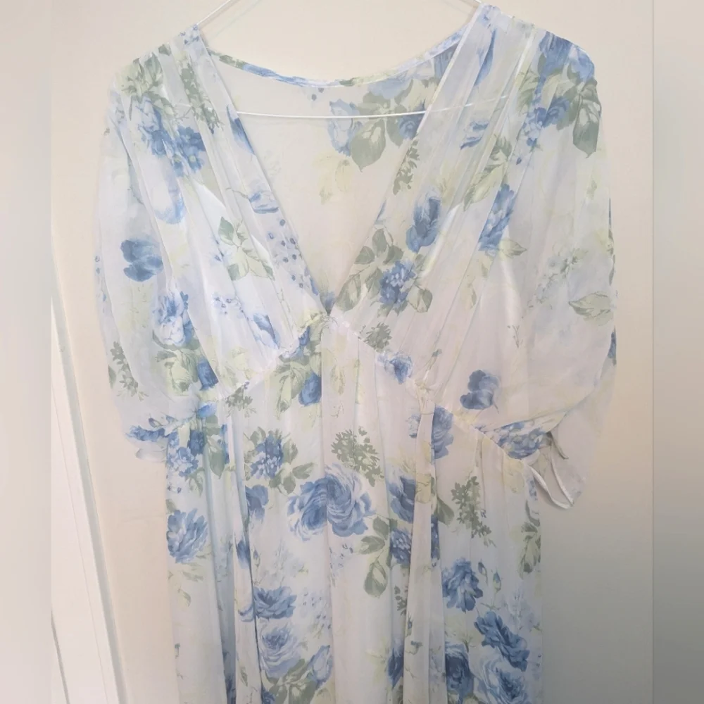 NWT Abercrombie Dolman Sleeve Flowy Maxi Dress in Blue Floral, XL